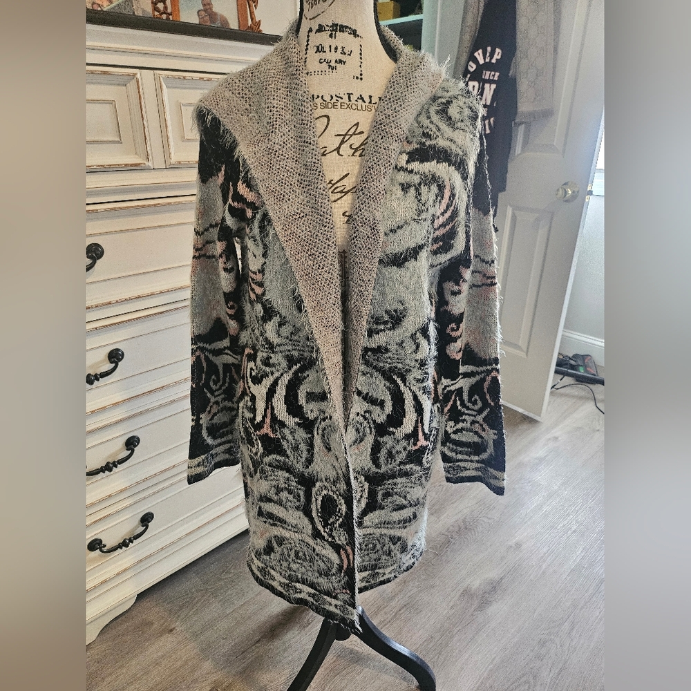 Cozy Open-Front Patterned Women's Stwater - Gray/Pink